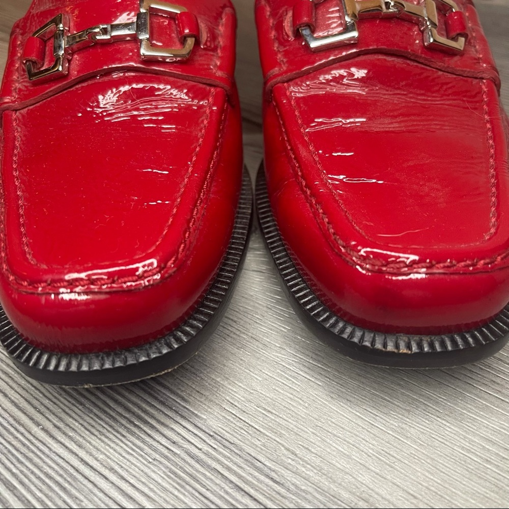 Gucci Red Patent Leather Horsebit Loafers for Women - Picture 2 of 12